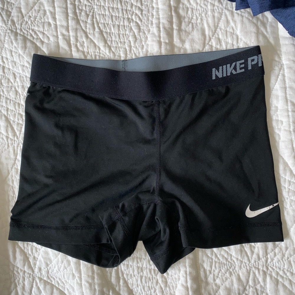 Nike Pro Spandex Shorts - Small, Black